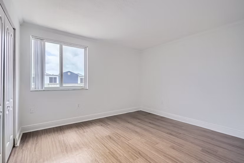 bedroom at Ludlam Point Apartments