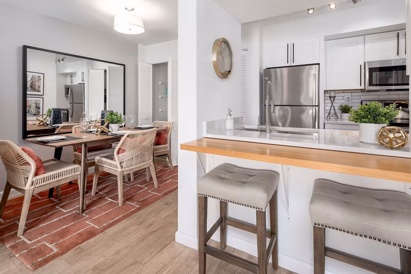 dining area at The Seven at West Boca Apartments