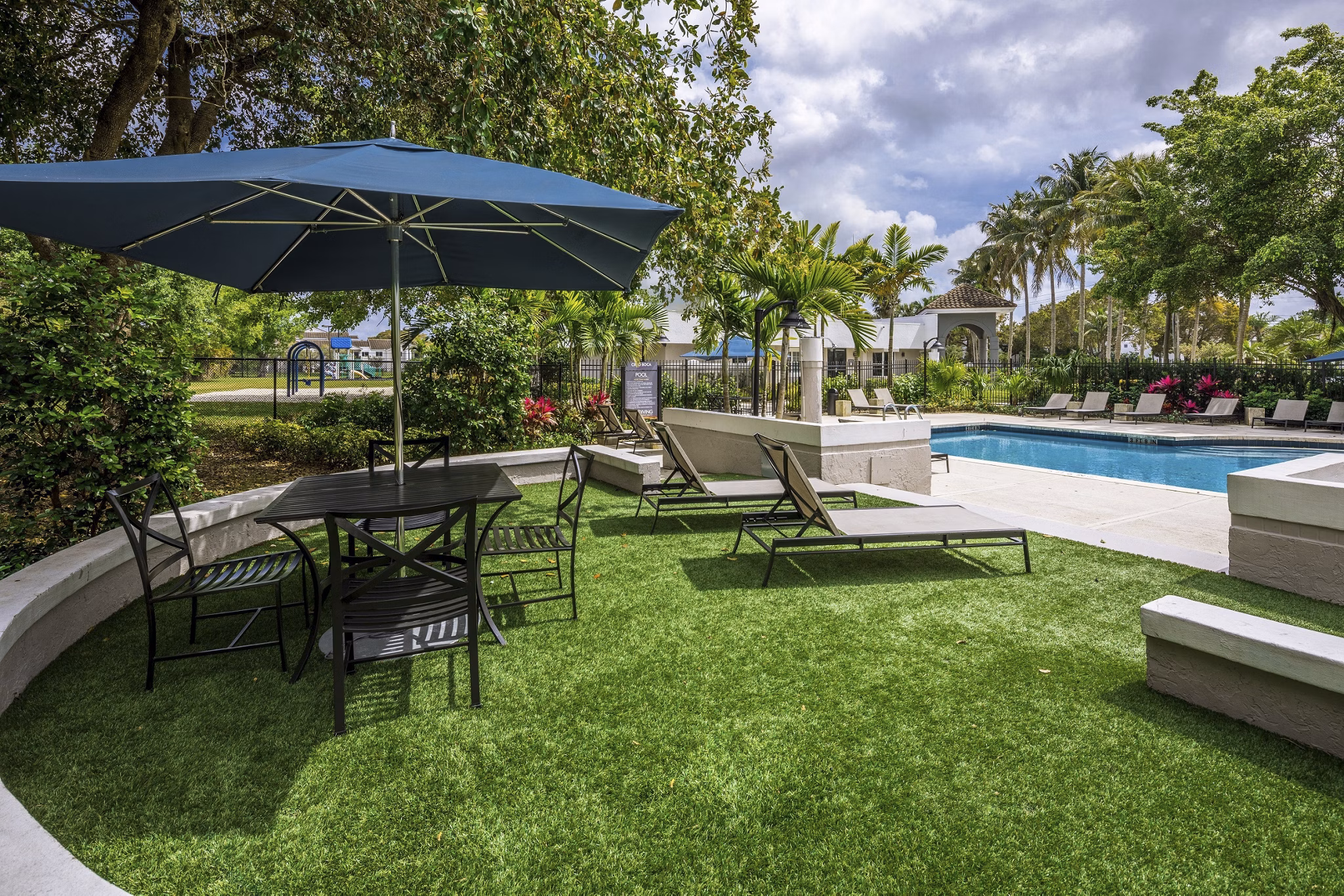 courtyard at The Seven at West Boca Apartments