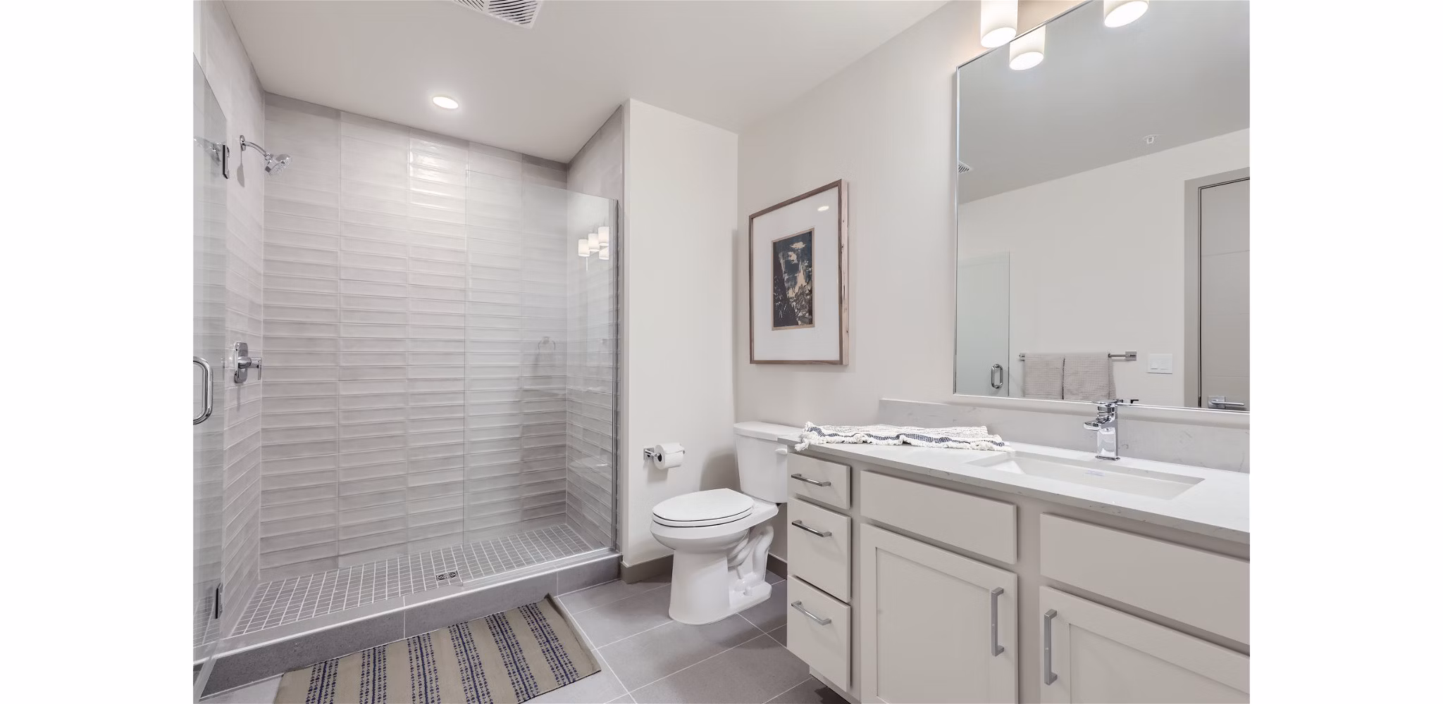 bathroom at Skyline at Highlands Apartments