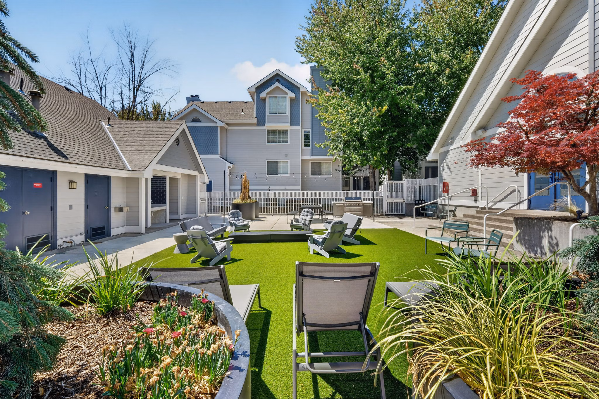 Patio at Sullivan's Ridge Apartments