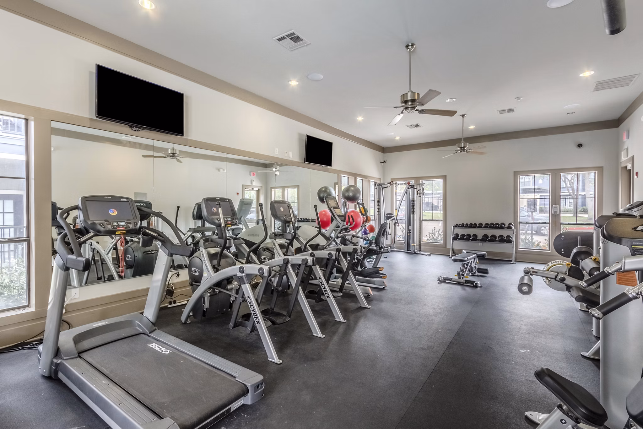 fitness center at Urban House Apartments
