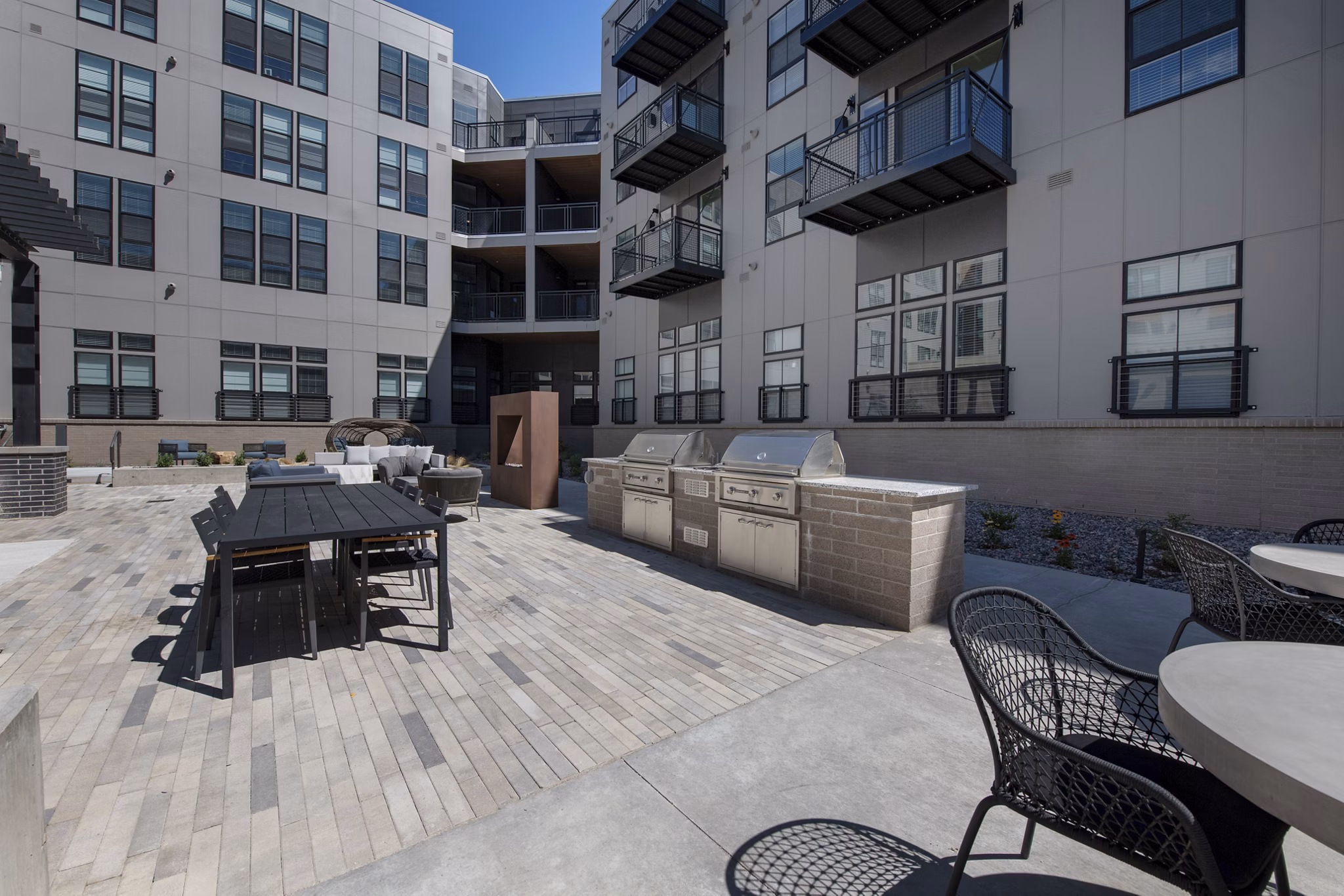grill area at Westminster Row Apartments