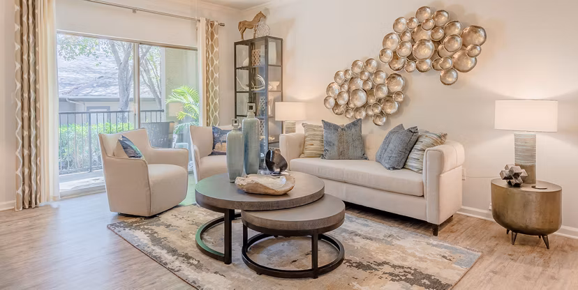 living room at Wildwood Creek Apartments