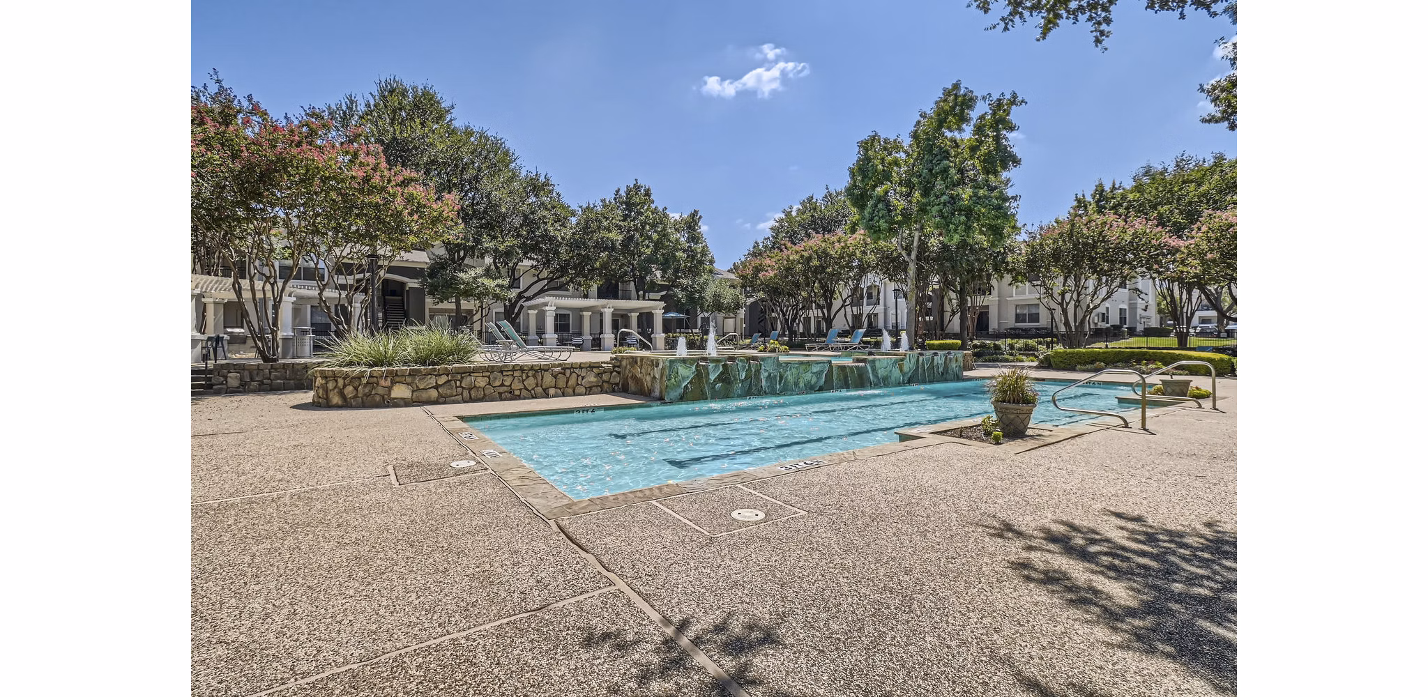 pool at Wildwood Creek Apartments