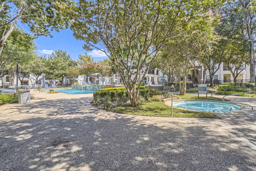 pool at Wildwood Creek Apartments
