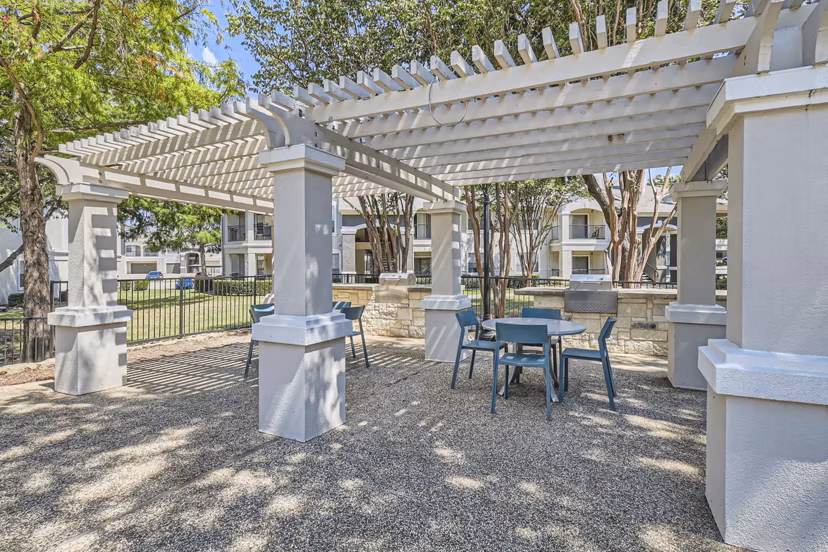 courtyard at Wildwood Creek Apartments