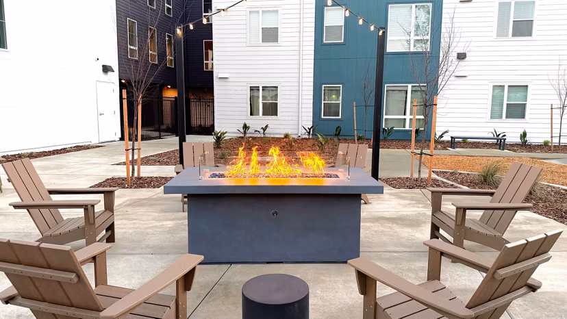 grill area at The Grove at Woodlake Apartments