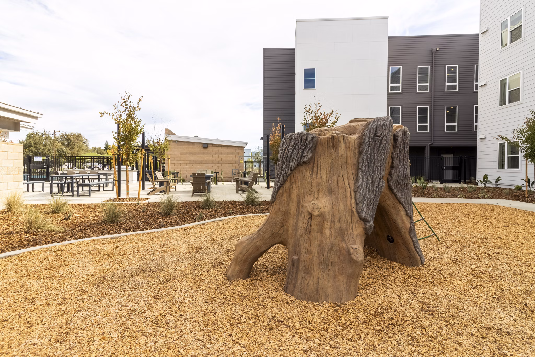 recreational area at The Grove at Woodlake Apartments