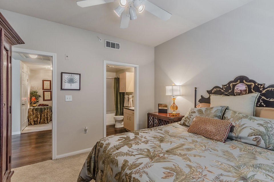 bedroom at Grand Estates at Kessler Park Apartments