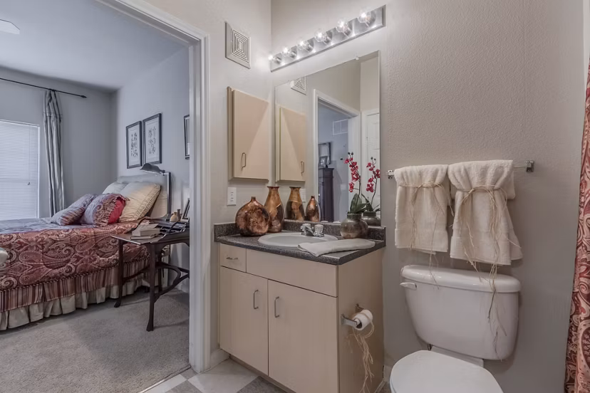 bathroom at Grand Estates at Kessler Park Apartments