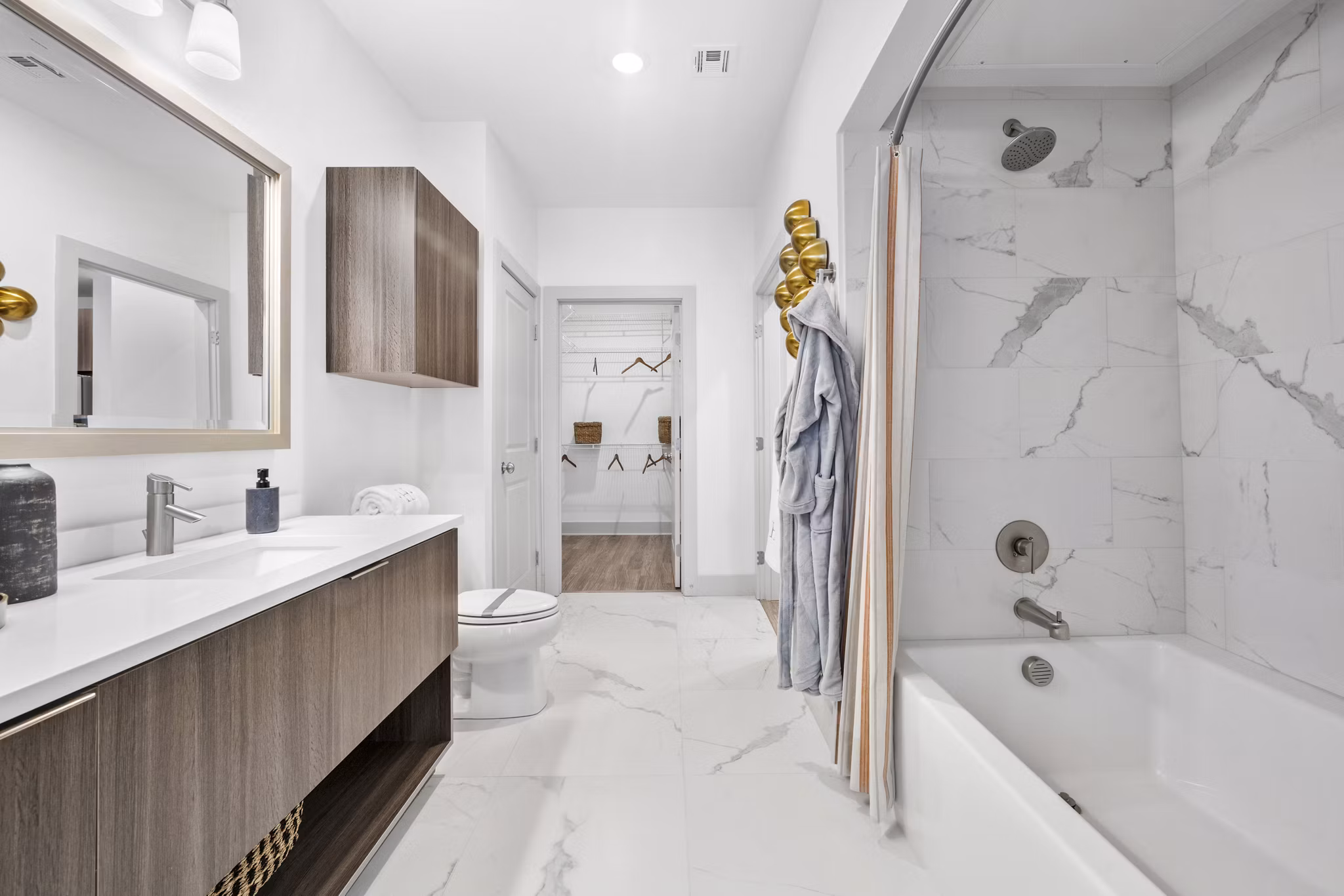 bathroom at Hanover Crossing Apartments