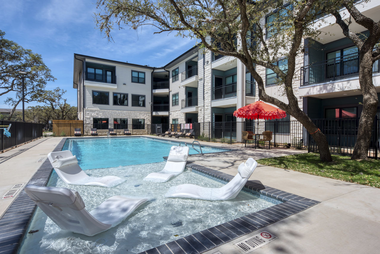 Lumen Residences San Antonio Tx 4 of 12