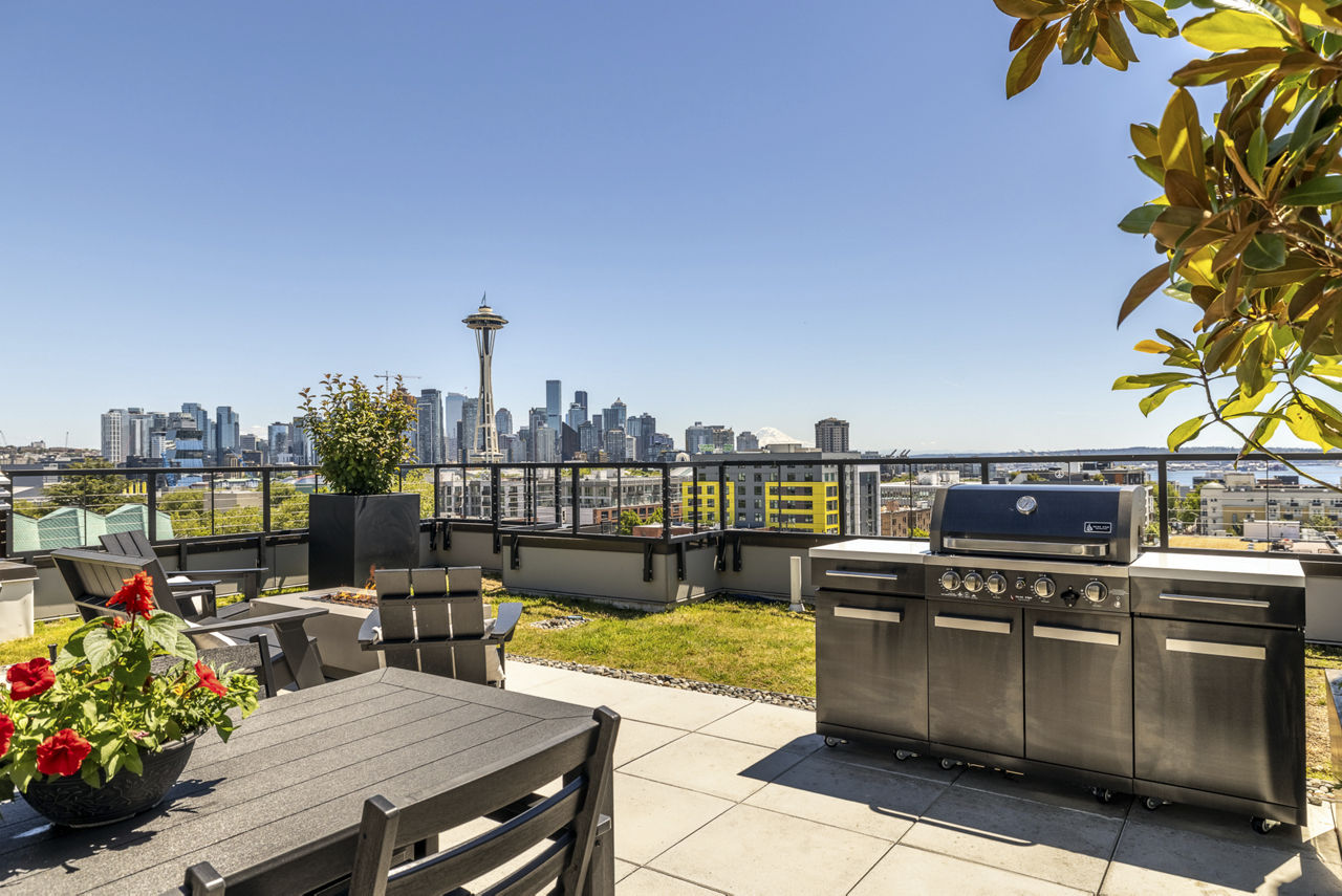 Roof deck at Roystone (6 of 7)