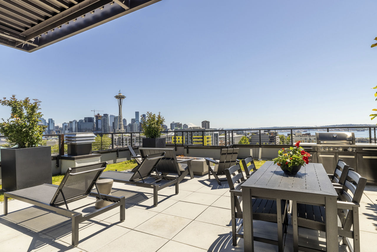 Roof deck at Roystone (7 of 7)