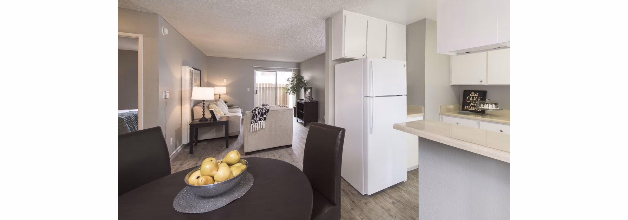 dining room at Lawrence Road Apartments