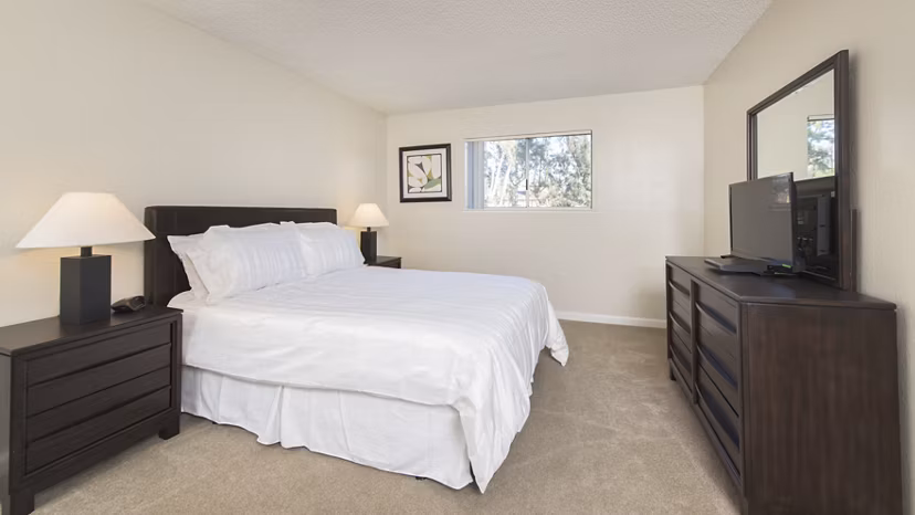 bedroom at Livermore Gardens Apartments