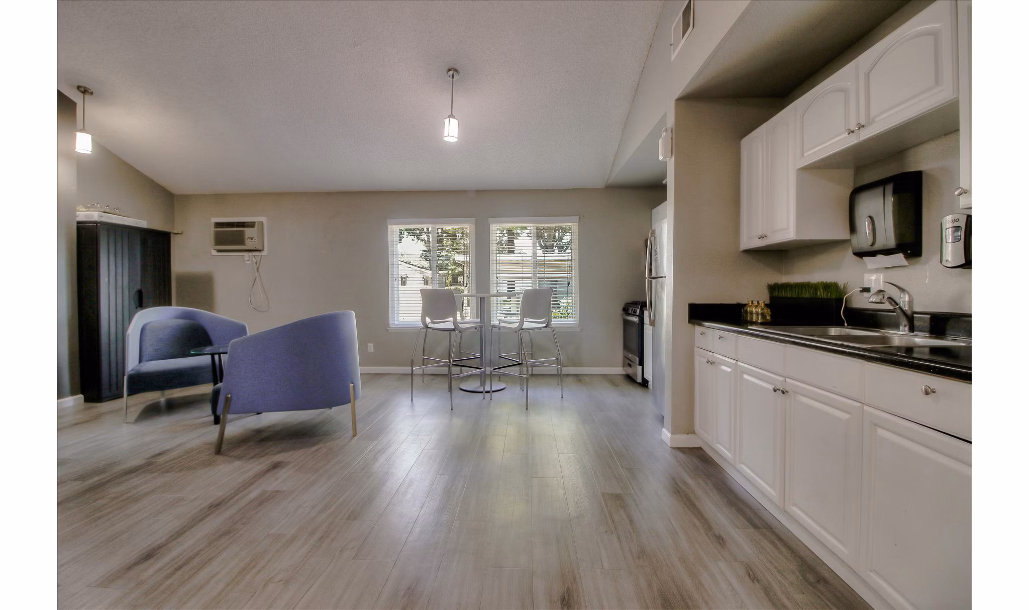 clubhouse at Village Green Apartments