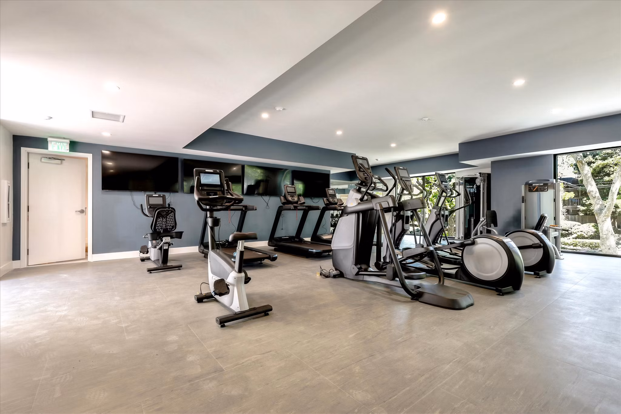 fitness center at 100 Boyd Apartments