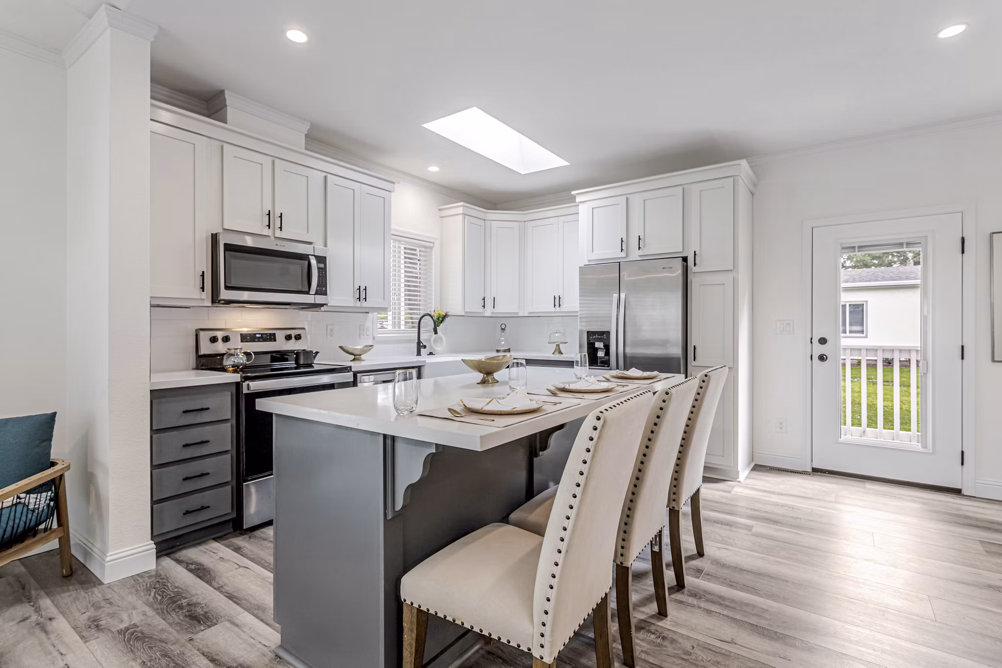 Property images of Capitola Gardens