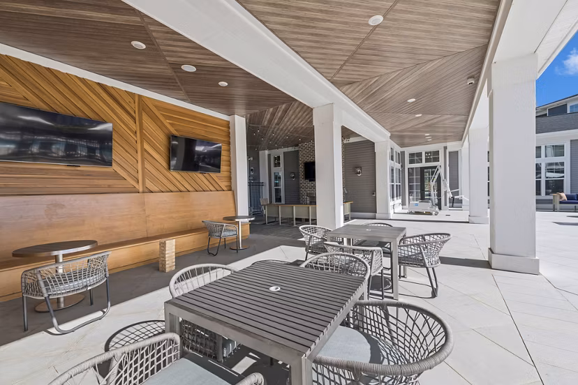 patio at Ascend Pinegrove Apartments