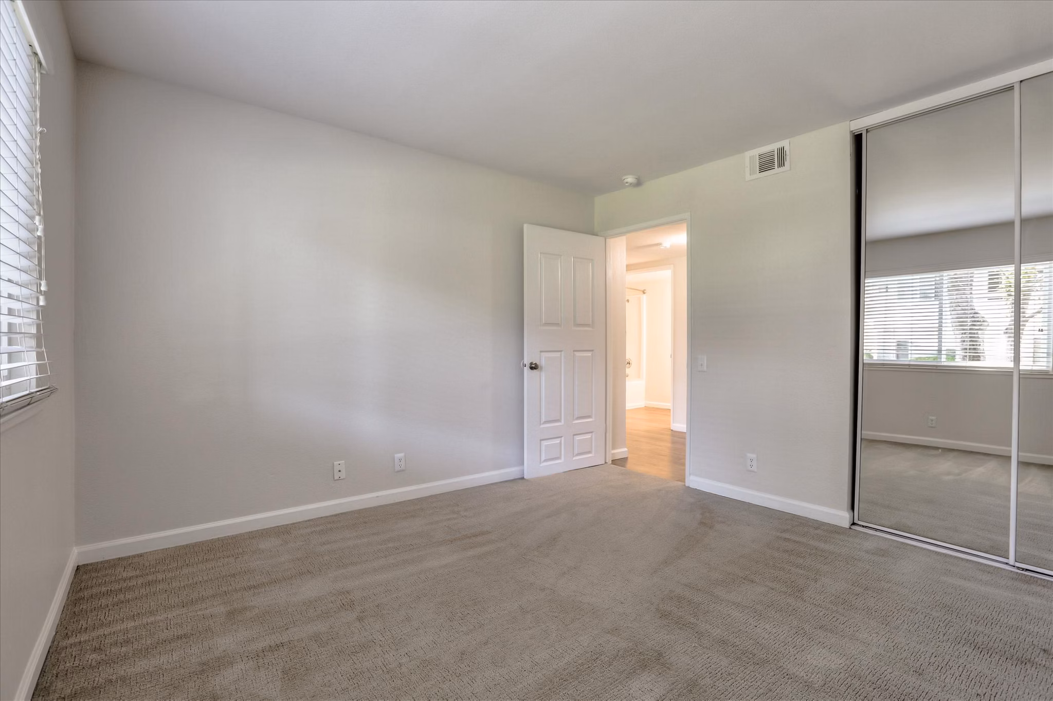 bedroom at San Jose Greens Apartments