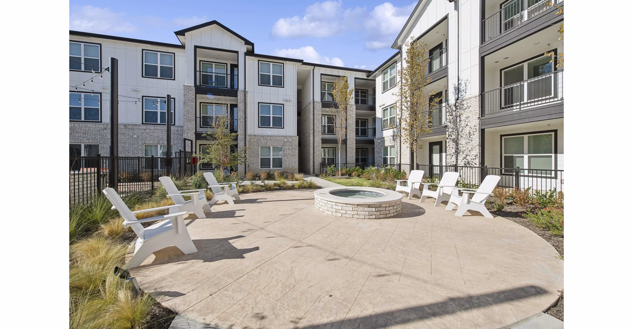 fire pit/patio at Ascend at McKinney North Apartments