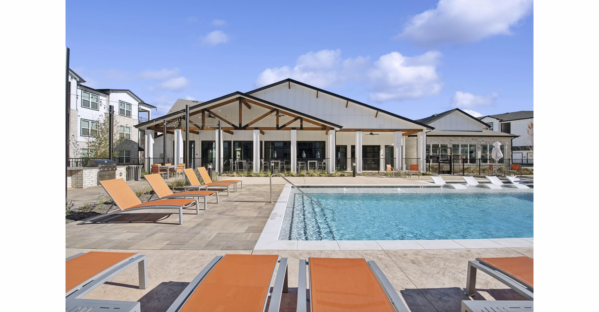 pool at Ascend at McKinney North Apartments