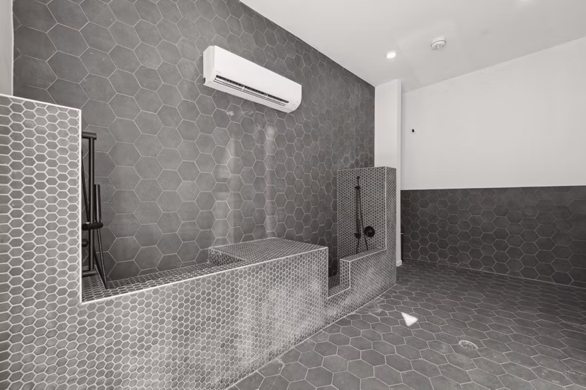 dog wash station at Ascend at McKinney North Apartments