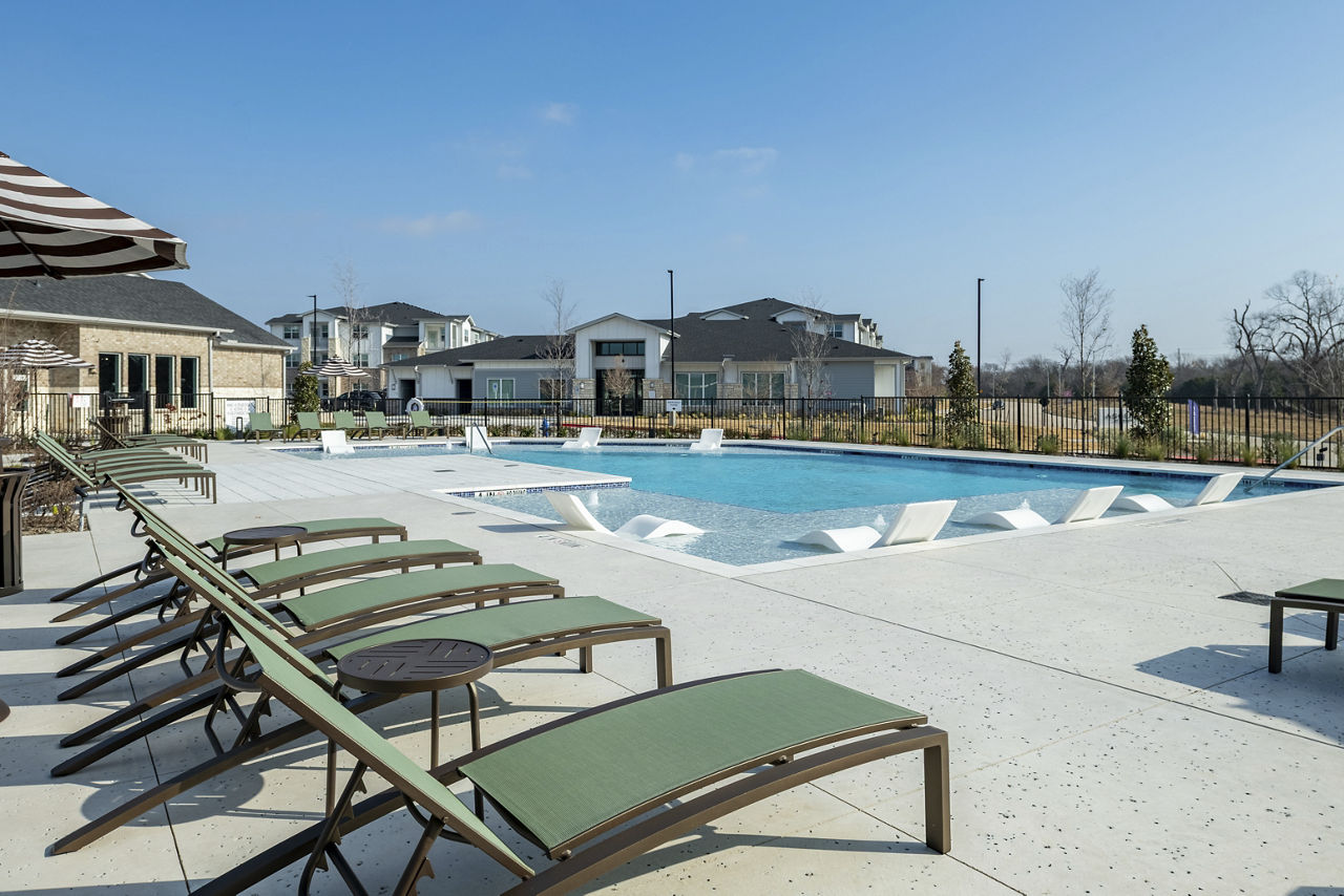 Casitas At Elevon Lavon Tx 2 of 12