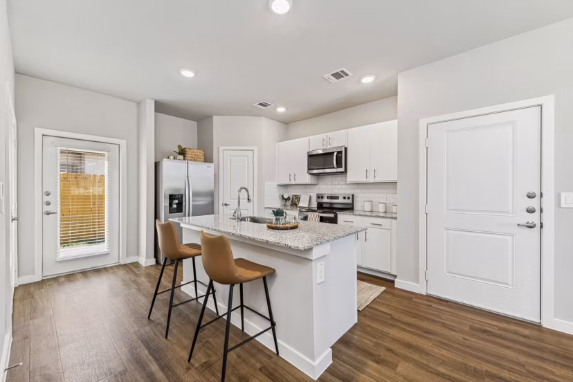 kitchen at Cottages at Lindsey Place Apartments