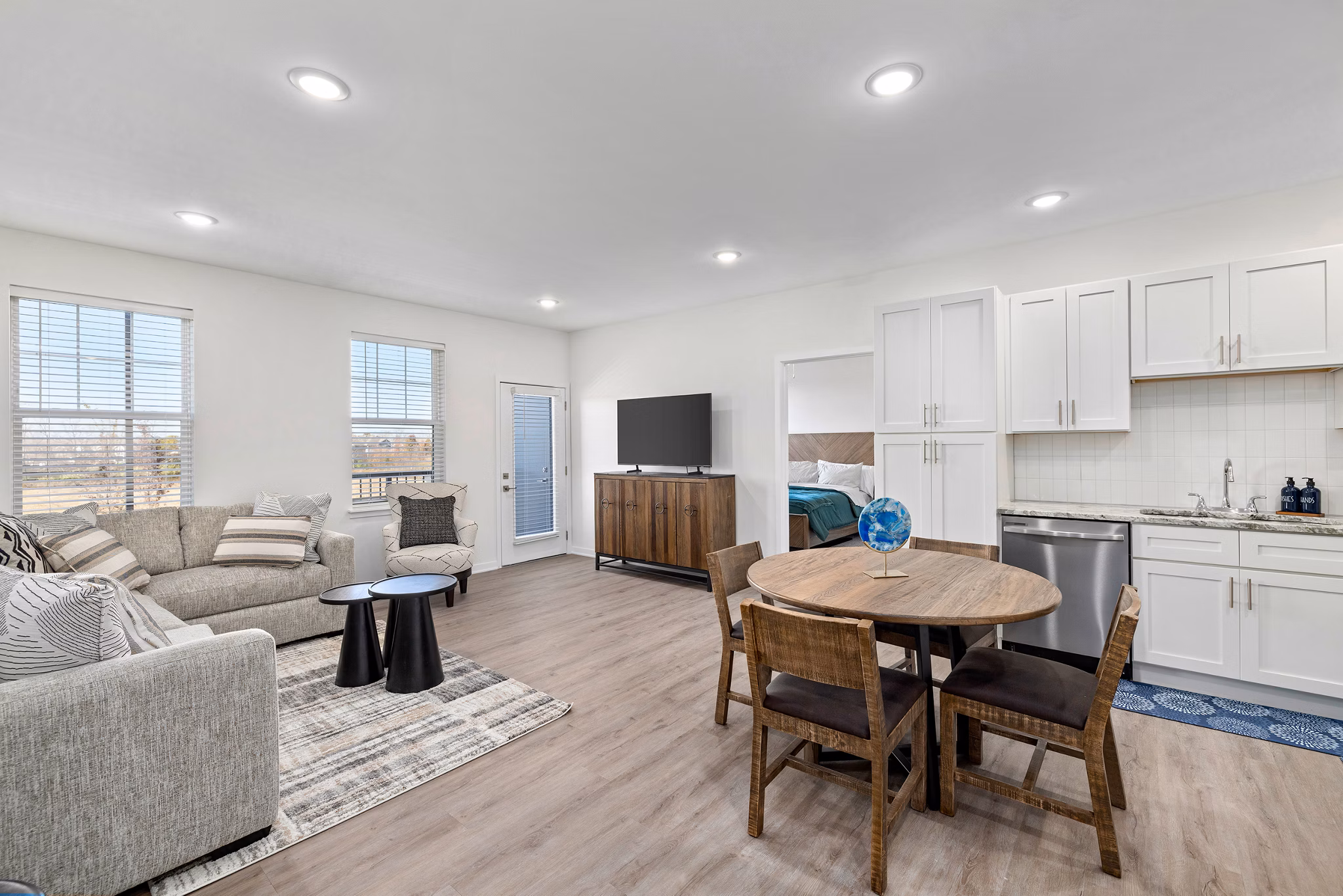 living room at Vista Riverwest Apartments