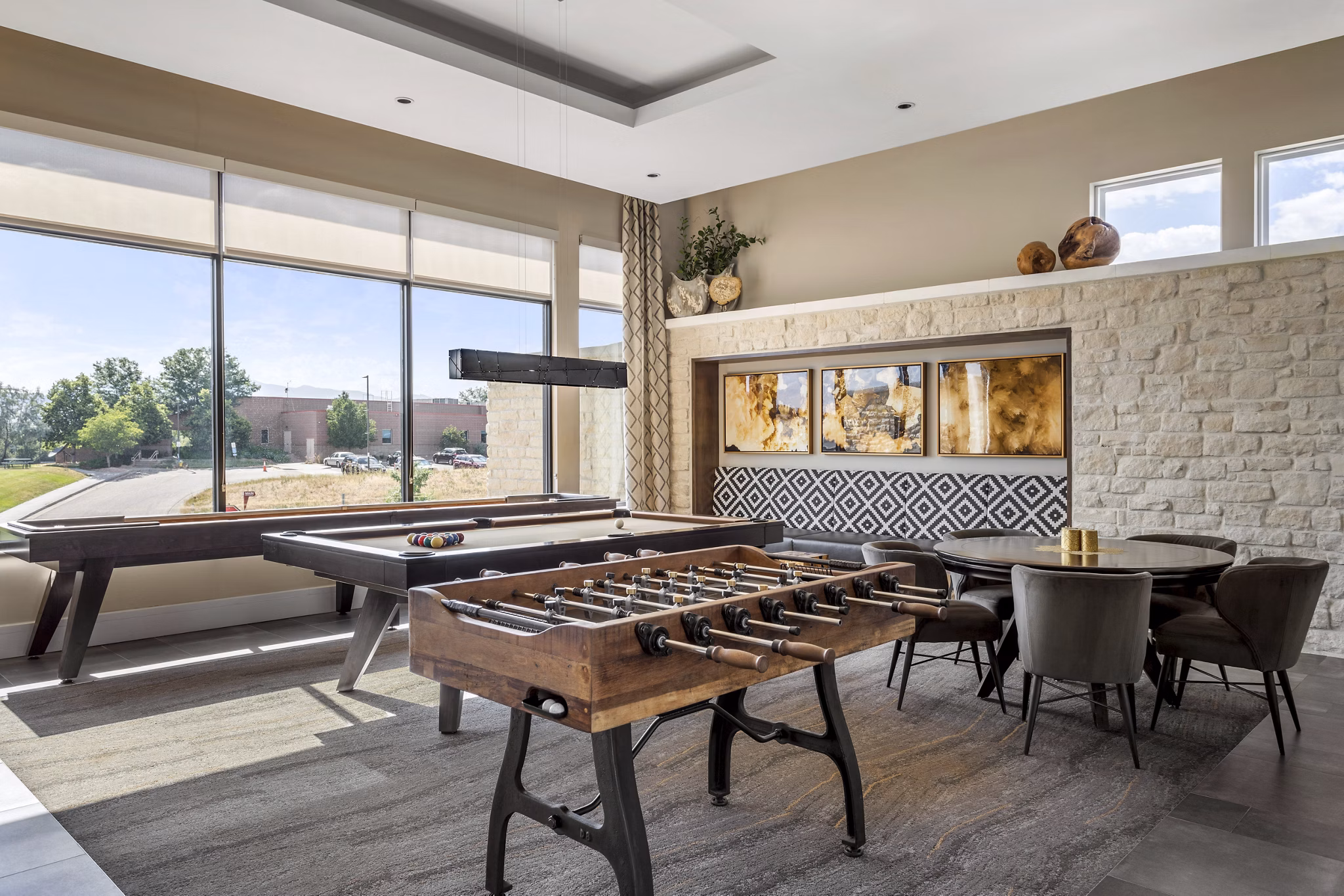 clubhouse game room at Gateway Arvada Ridge Apartments