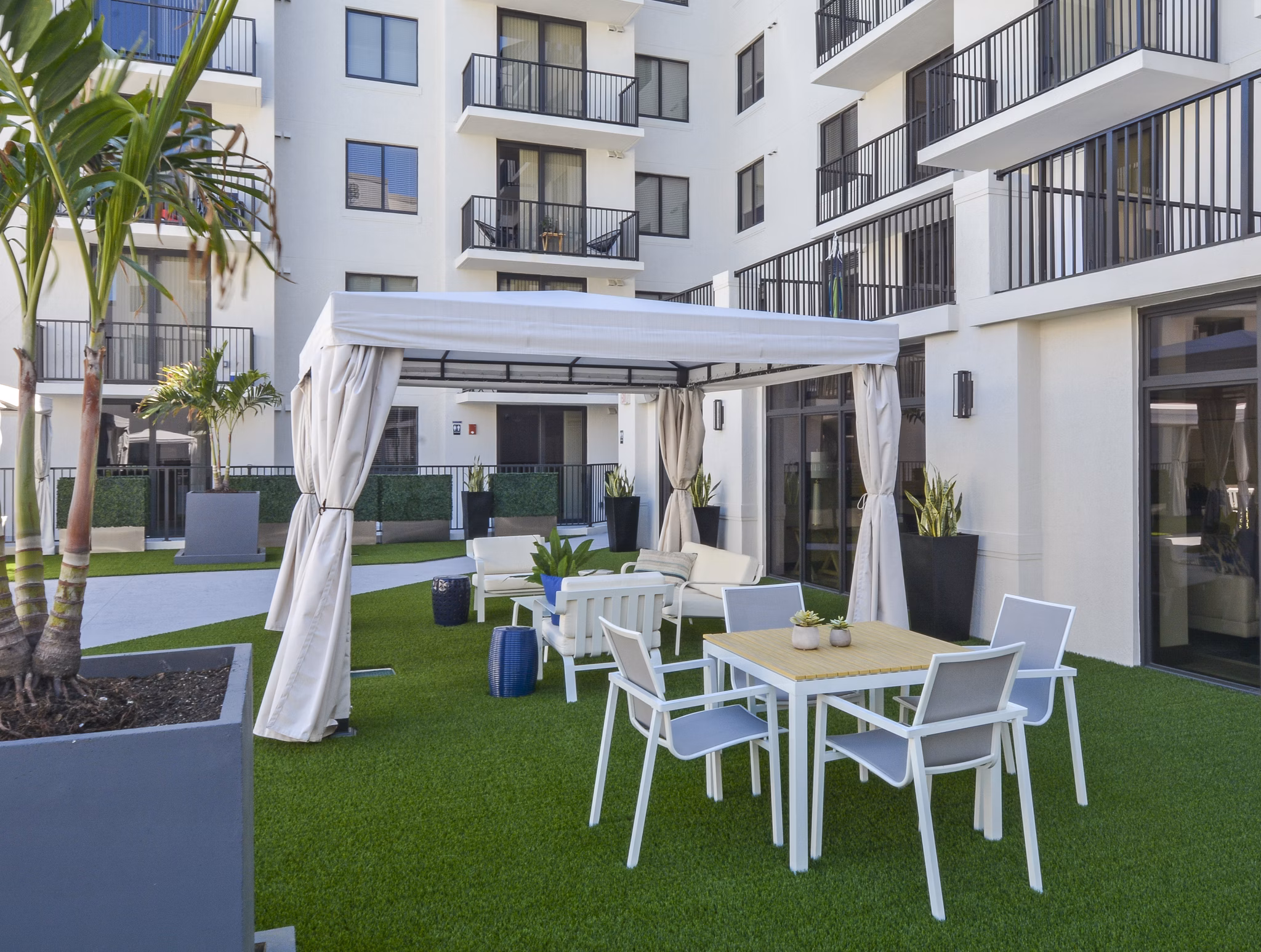 grill area at District West Gables I Apartments 