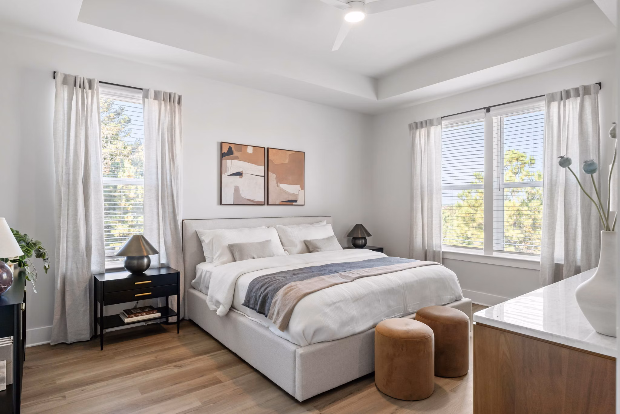bedroom at HARMON Cedar Run Apartments 