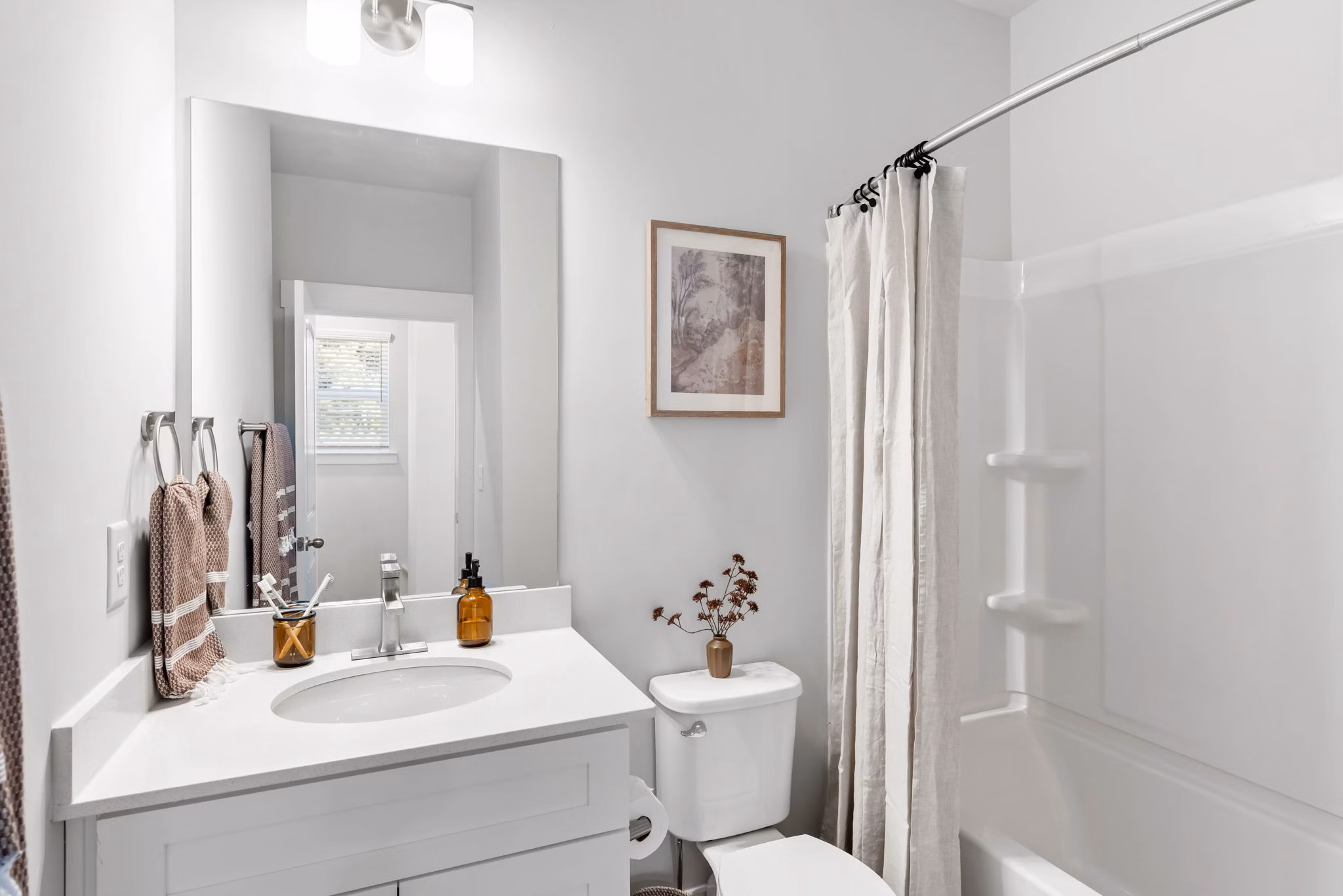 bathroom at HARMON Cedar Run Apartments 