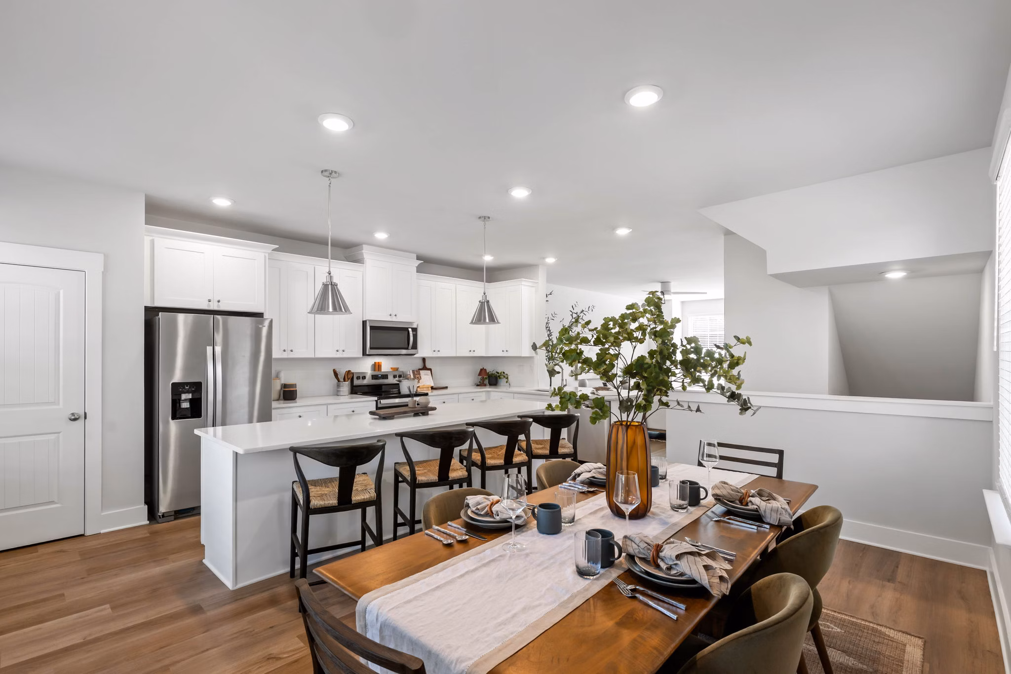 dining room at HARMON Cedar Run Apartments 