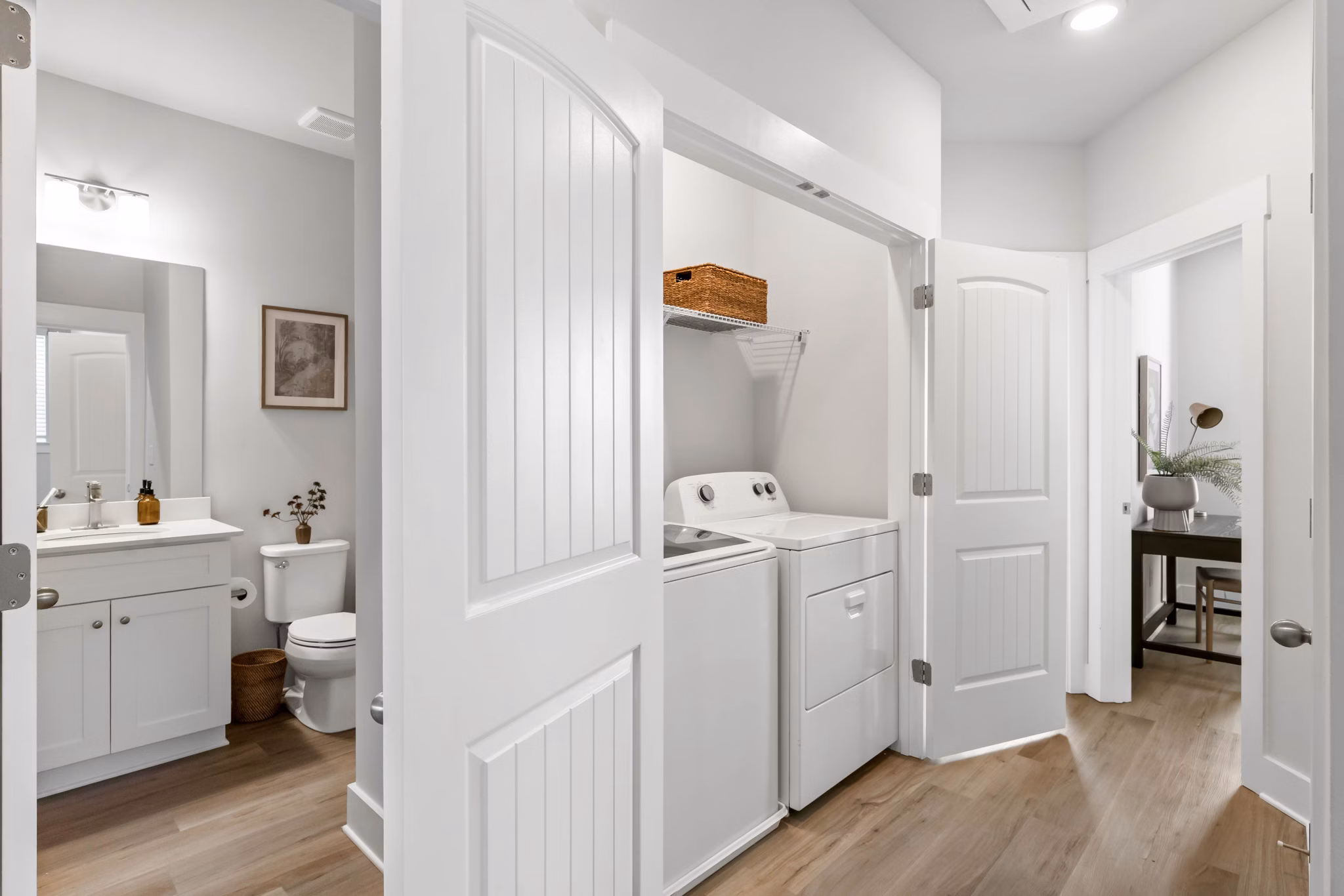 laundry facility at HARMON Cedar Run Apartments 