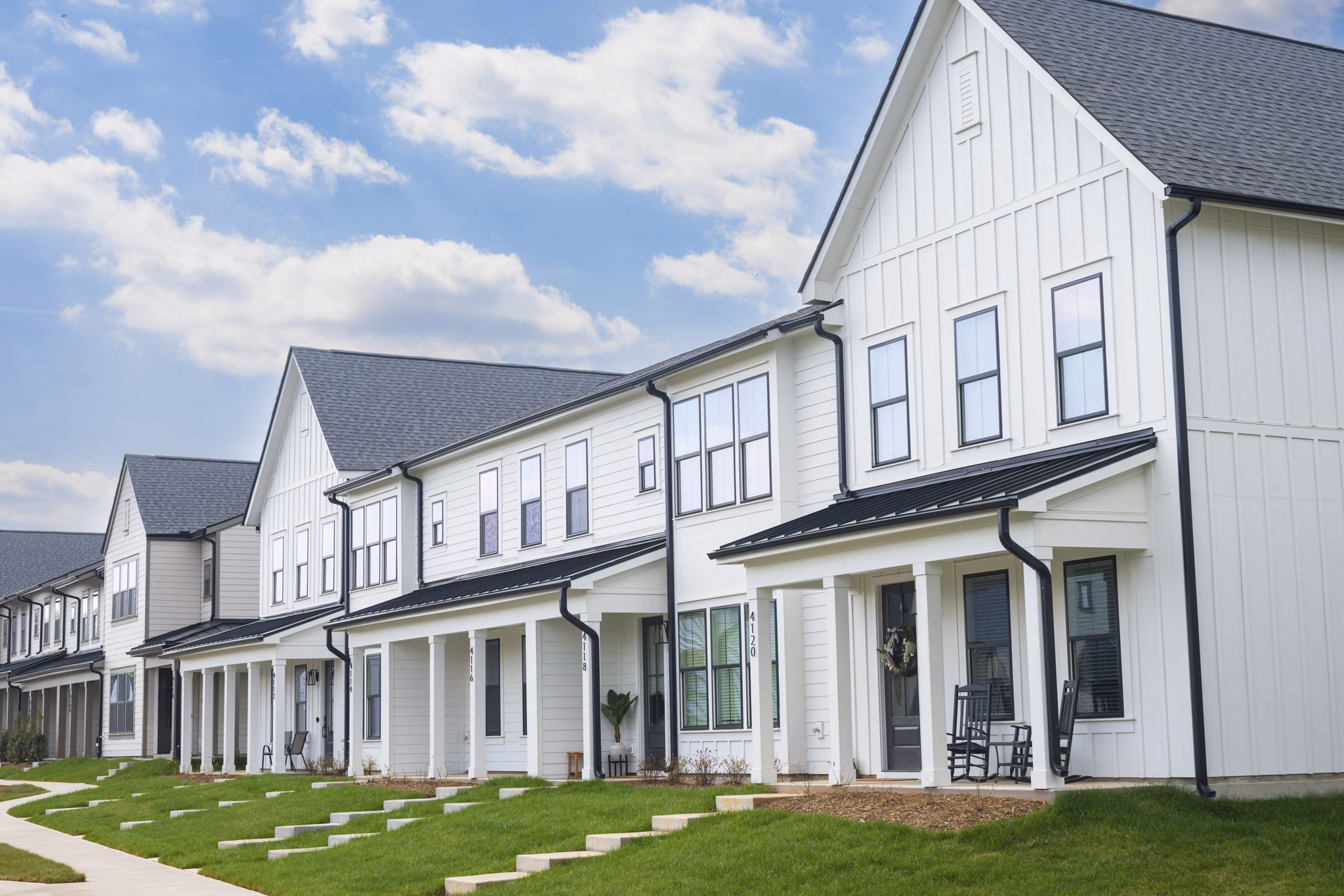building at Harmon Jefferson Village Apartments