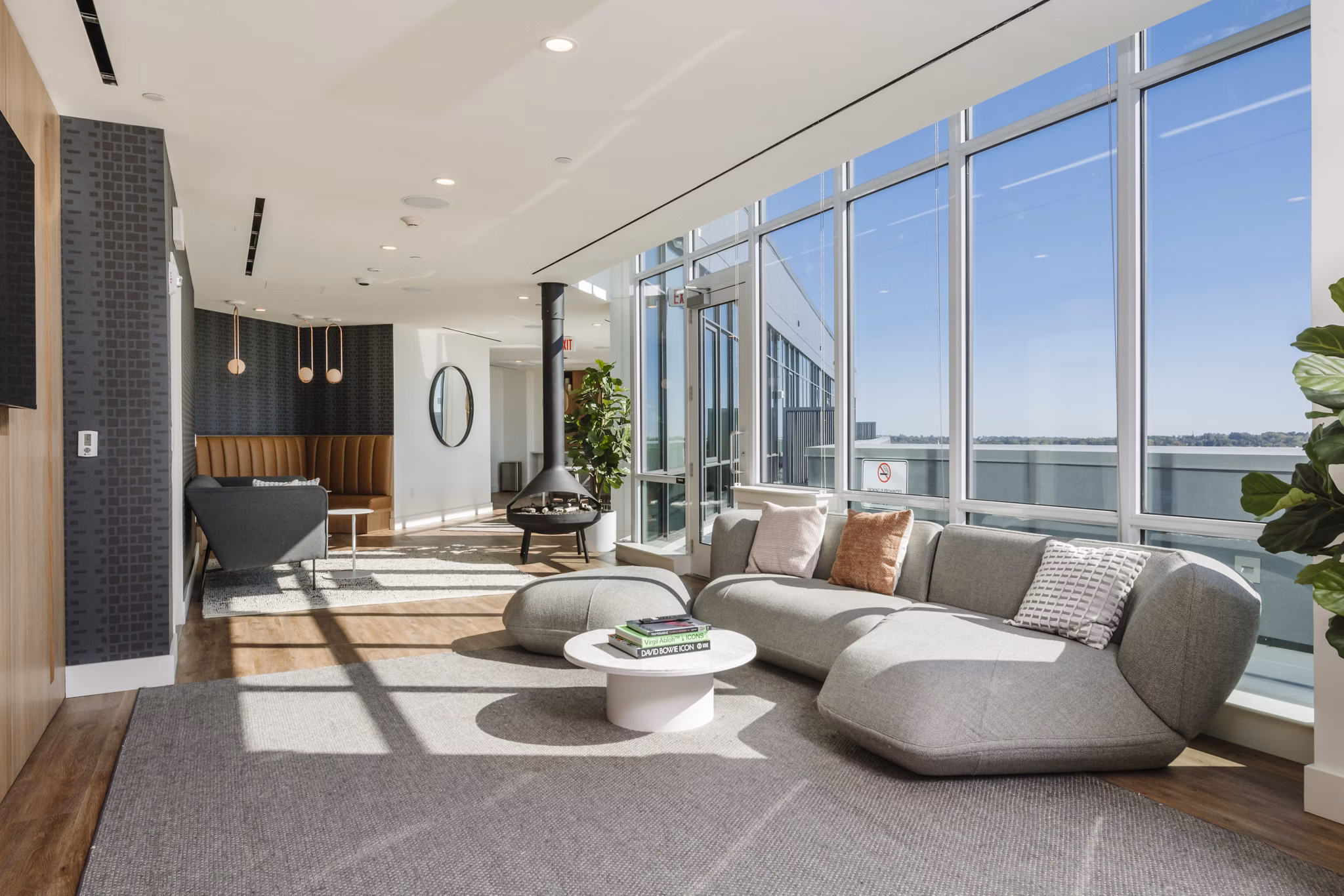 clubhouse at Continuum 57 Apartments