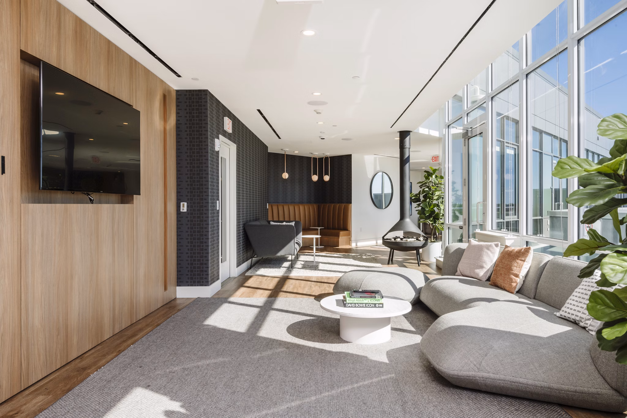 clubhouse at Continuum 57 Apartments