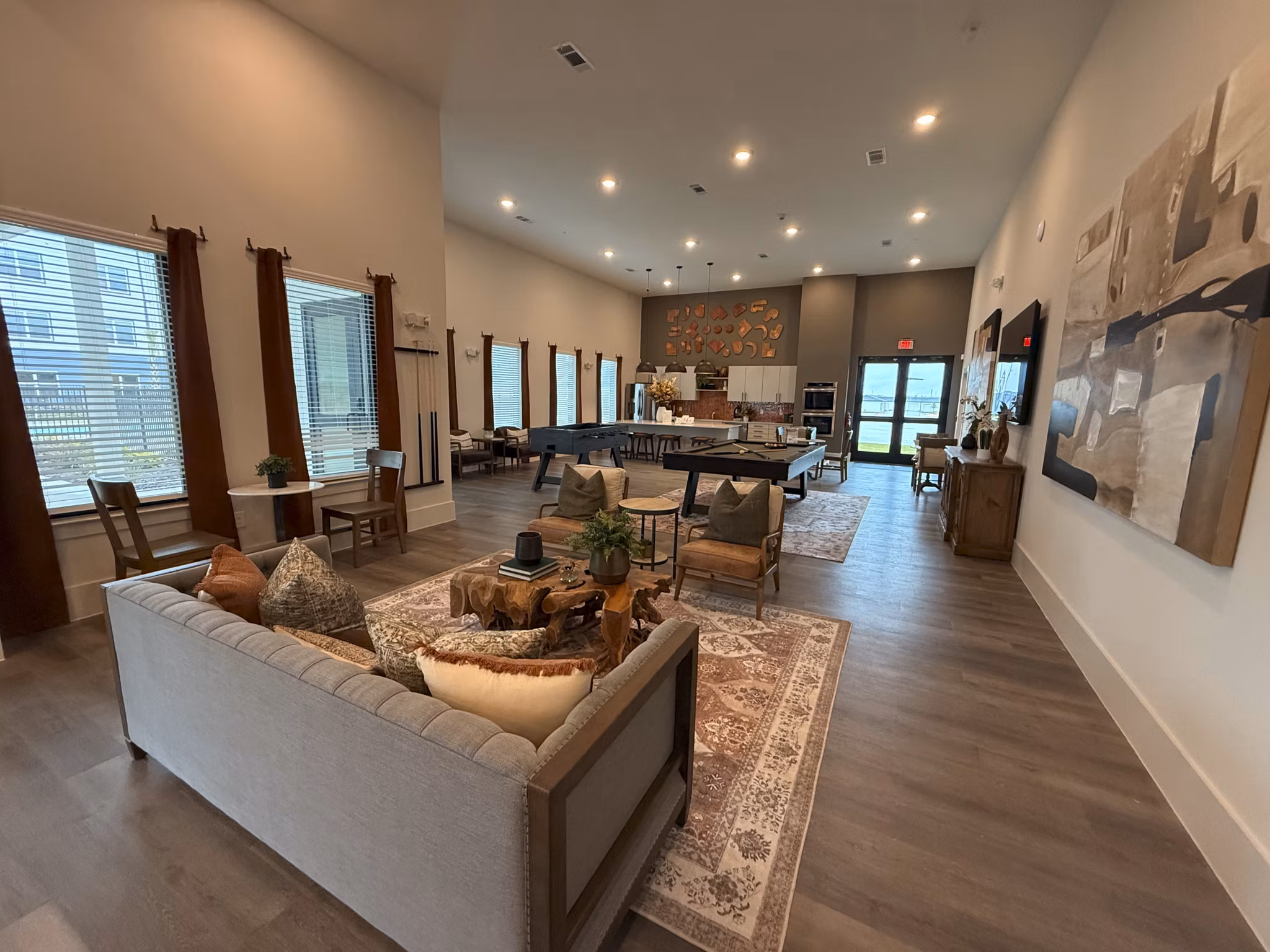 clubhouse at Arbor Rose at Porter Apartments