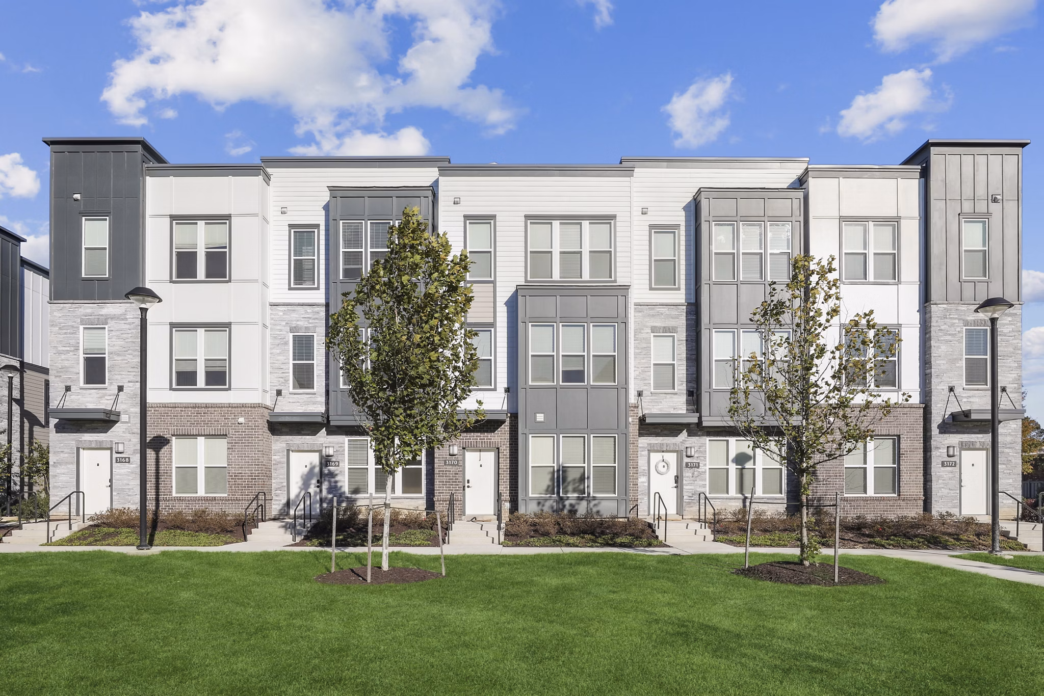 building/exterior at Ainsworth Apartments