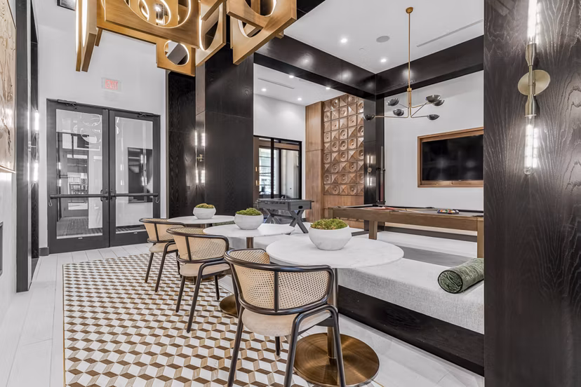 clubhouse at Ovation at Galatyn Park Apartments