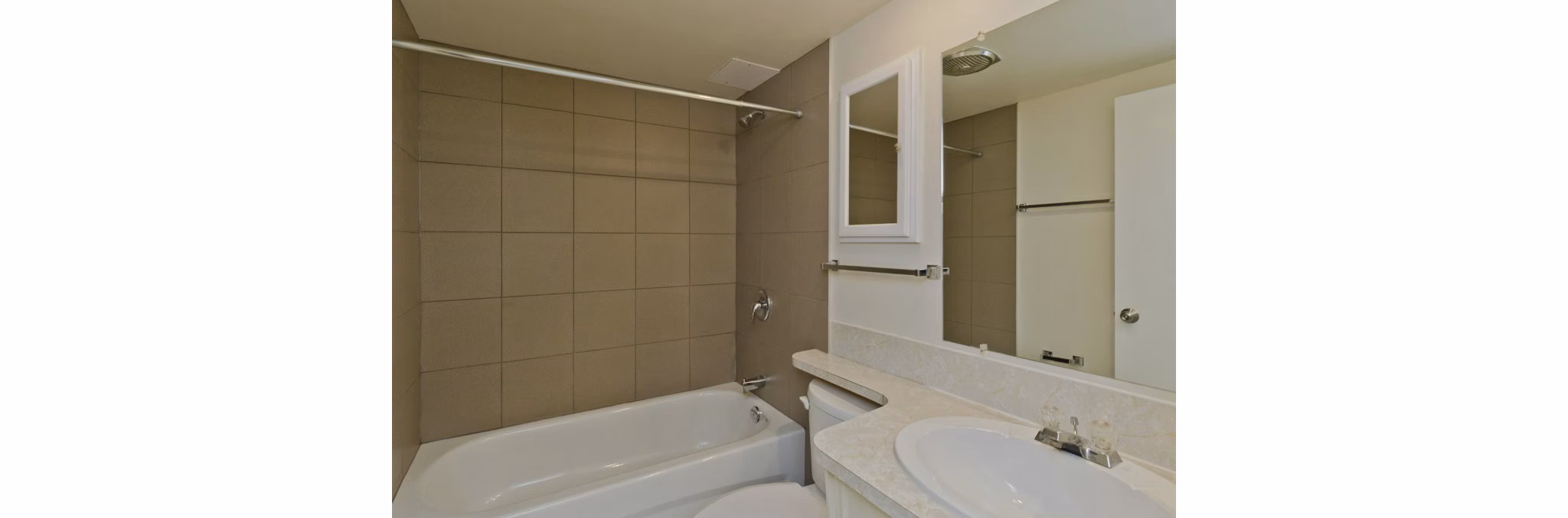 bathroom at River Heights Apartments