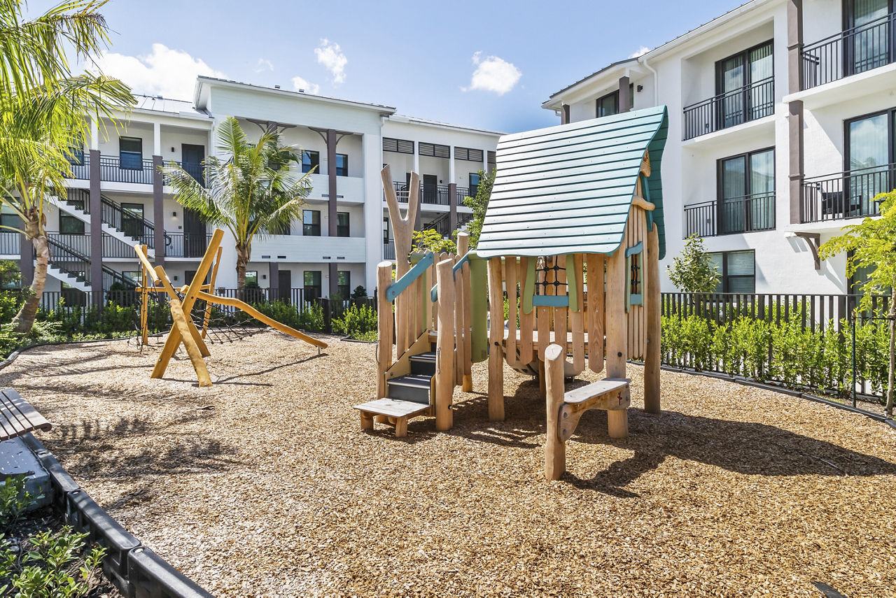 Pines Garden At City Center Pembroke Pines Fl 10 of 12