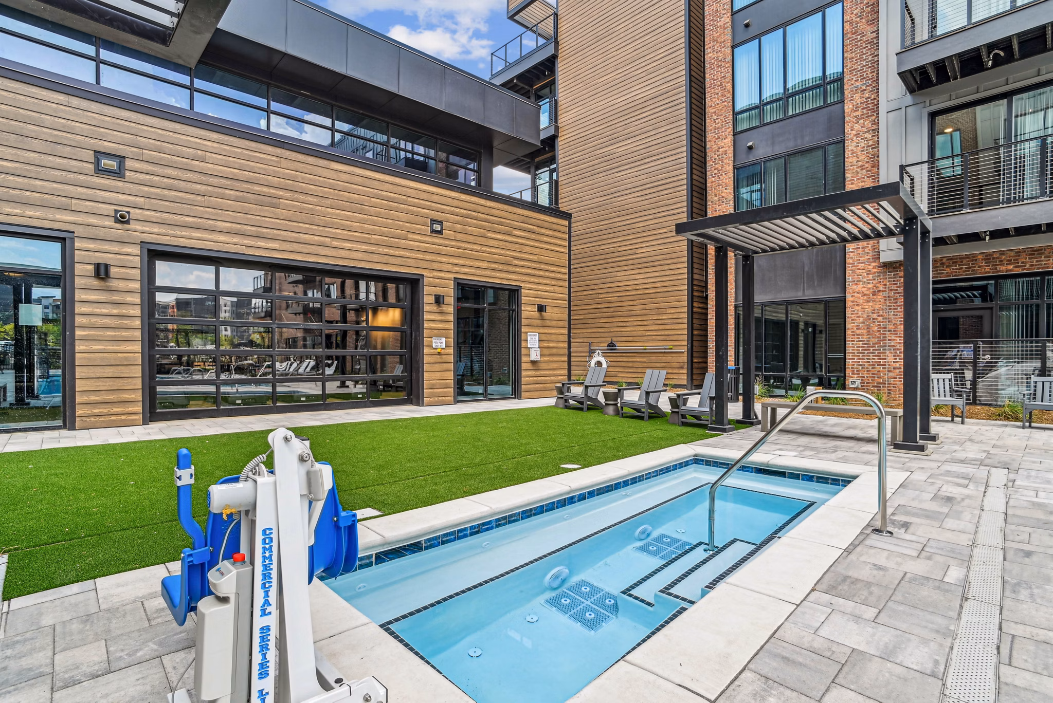 pool at Trailside NoDa Apartments
