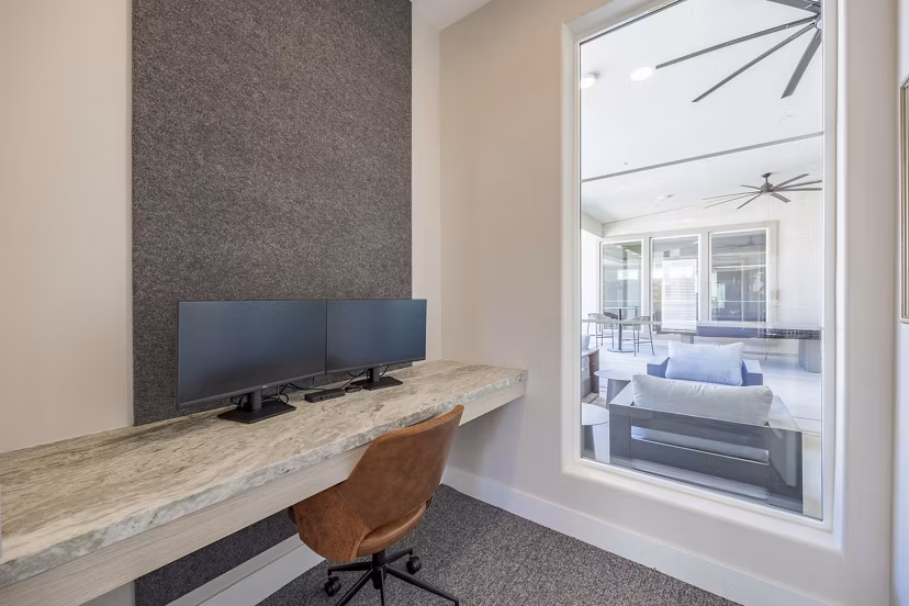 clubhouse business center at Ascend at Heartland Apartments