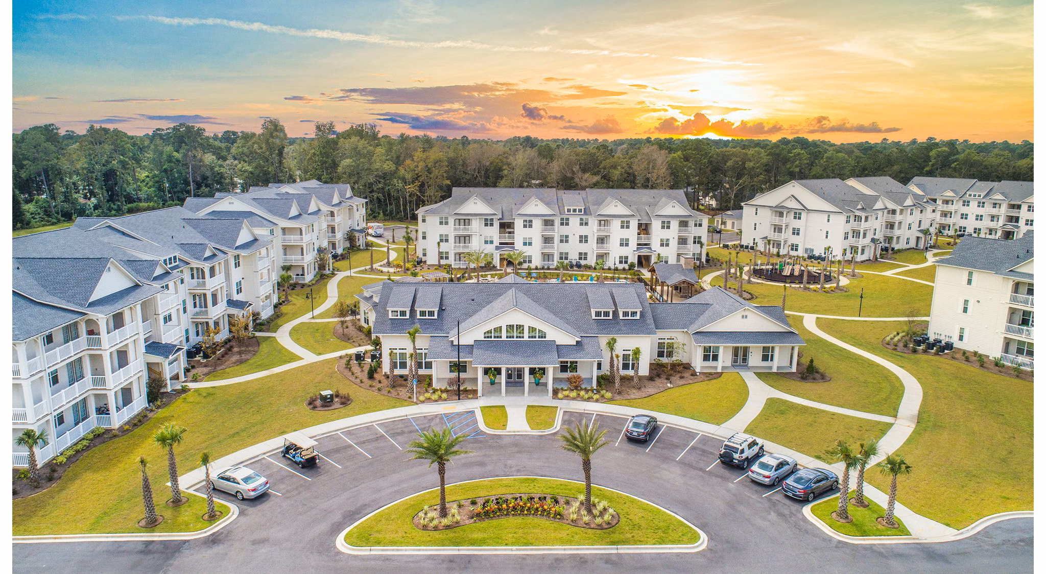 exterior at Burnside Farms Apartments 
