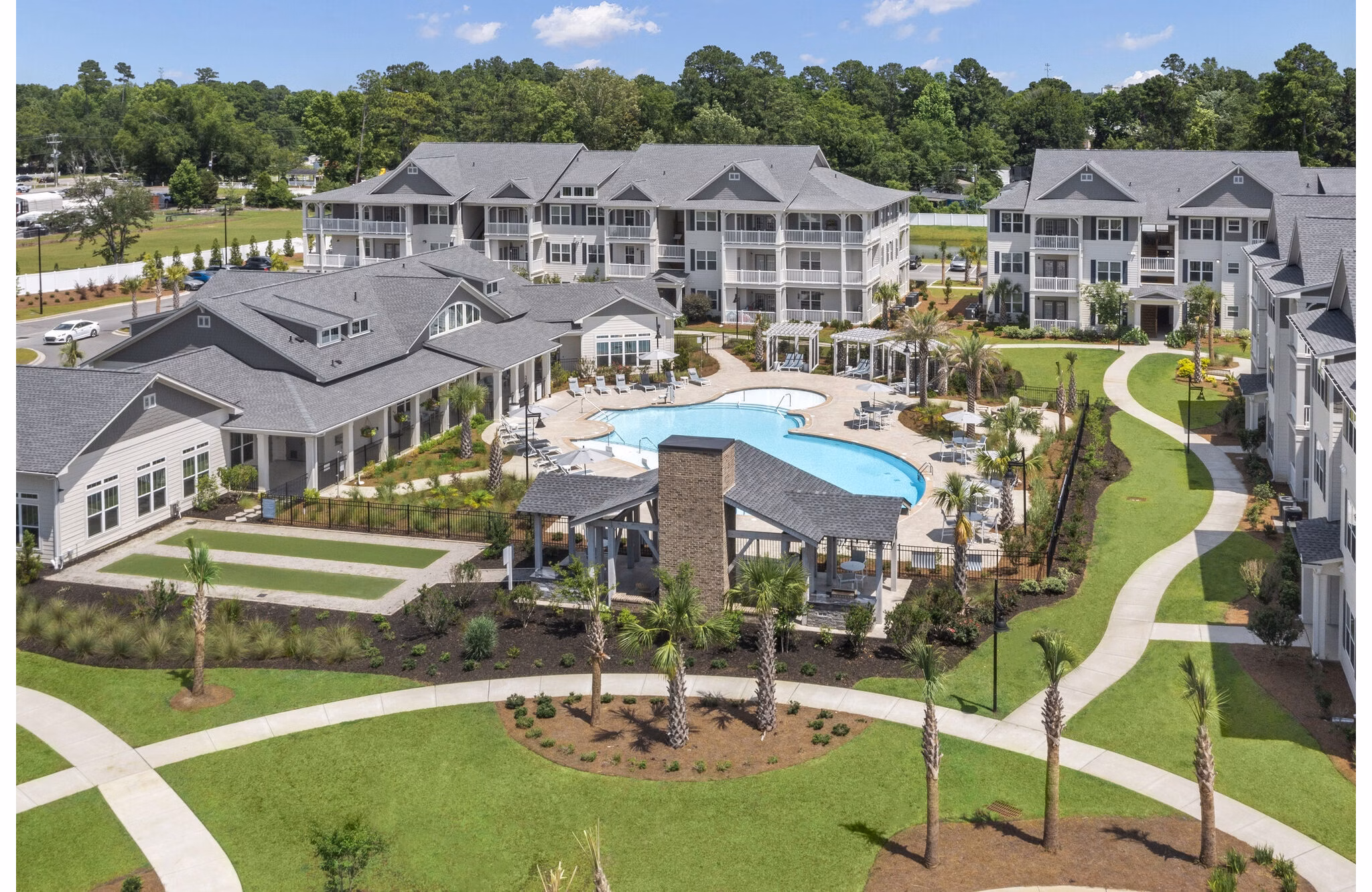 exterior at Burnside Farms Apartments 